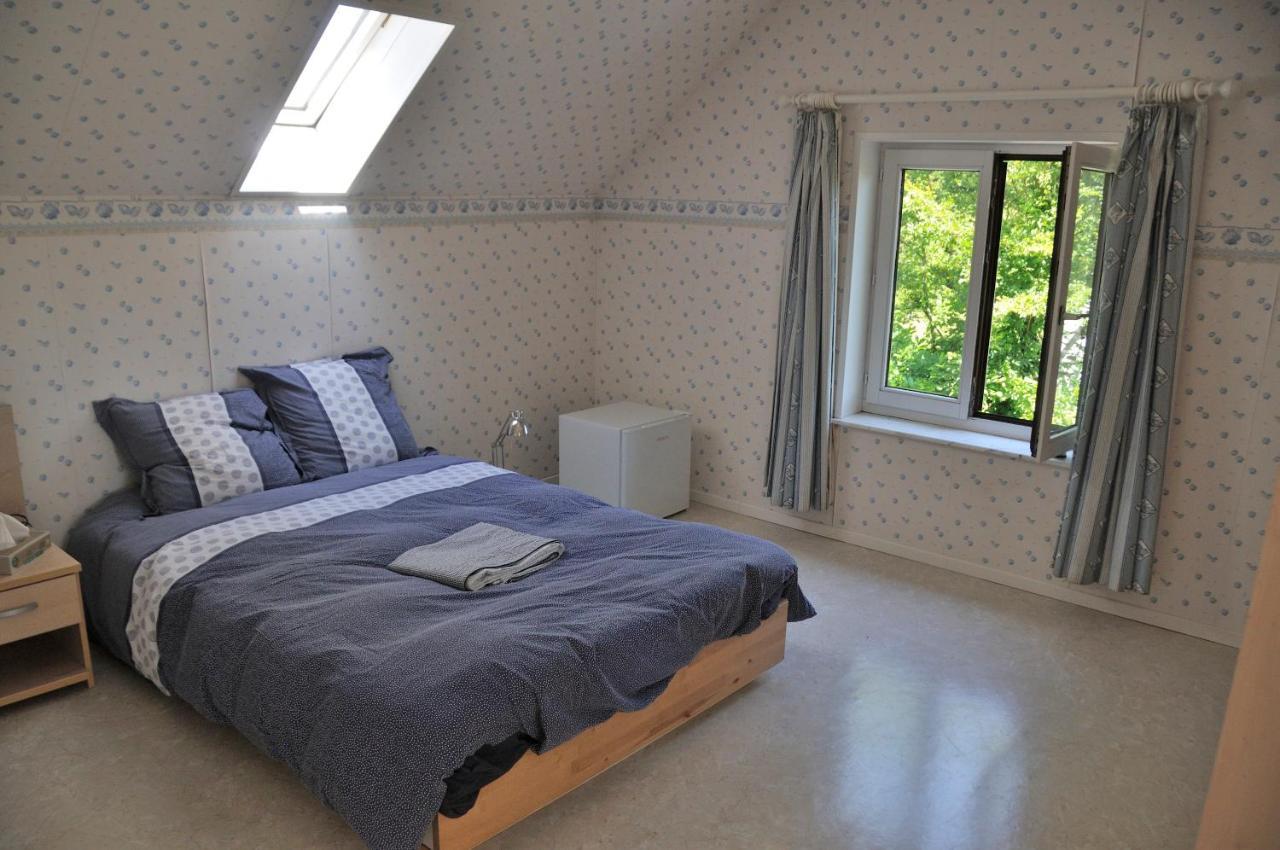 Suite Familiale Avec 2 Chambres Dans Une Villa - Quartier Vert Et Boise - 5 Kms De Намюр Екстериор снимка